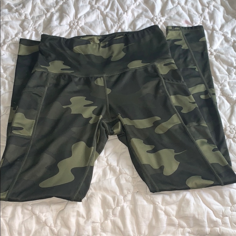 Camouflage leggings